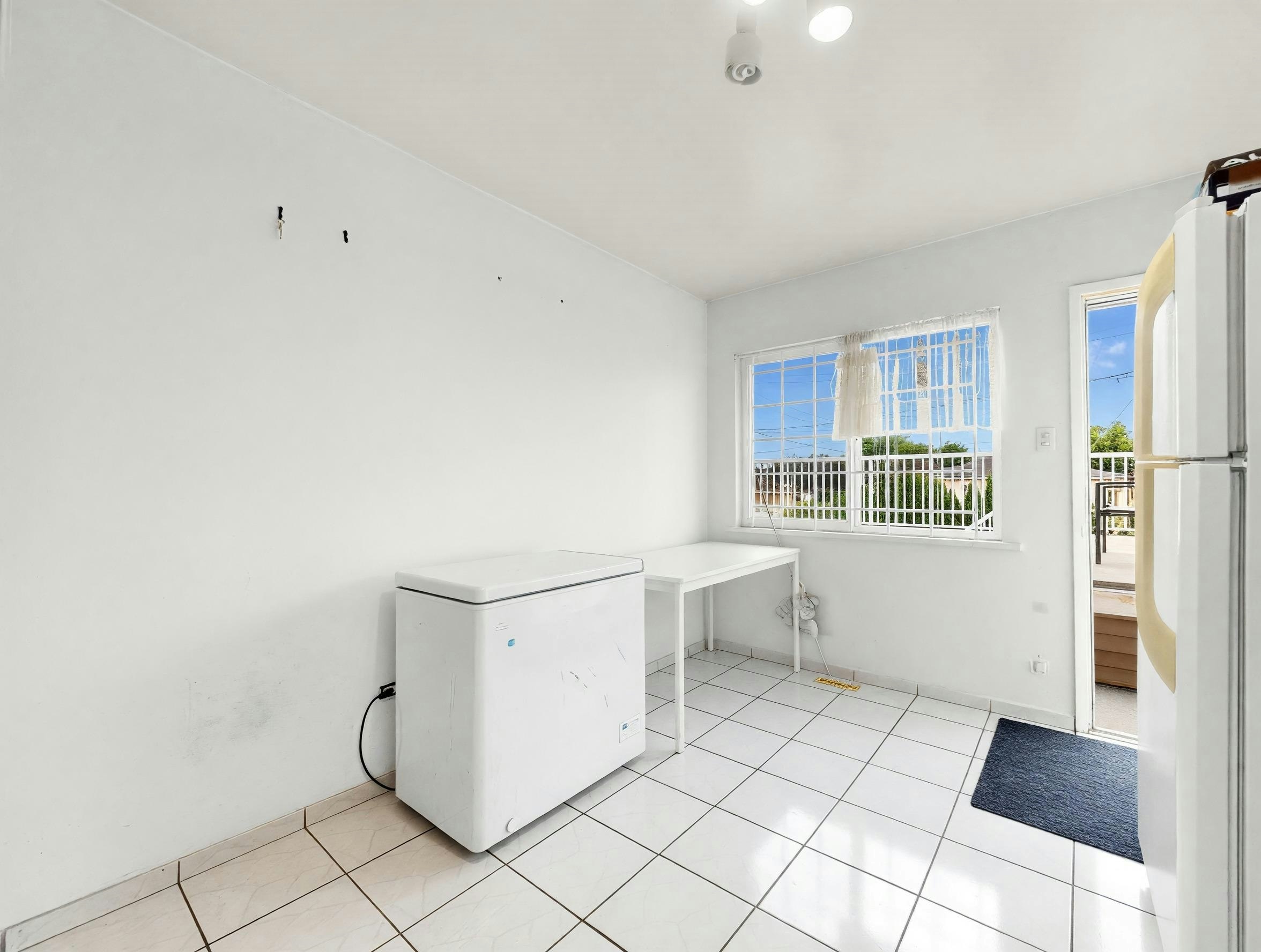 1972 E 51st Avenue, Vancouver, BC, V5P 1V9 - 8