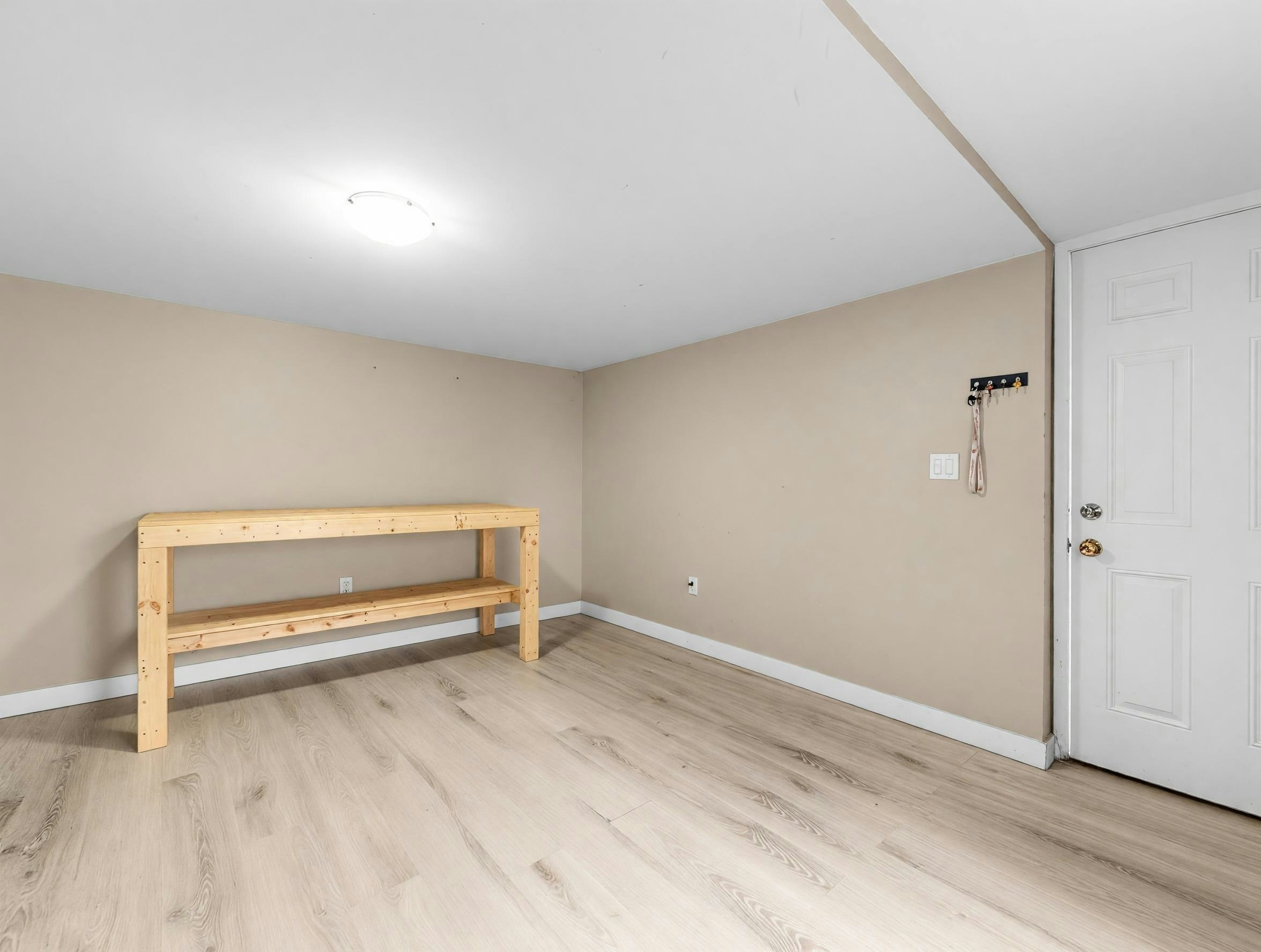 1972 E 51st Avenue, Vancouver, BC, V5P 1V9 - 15