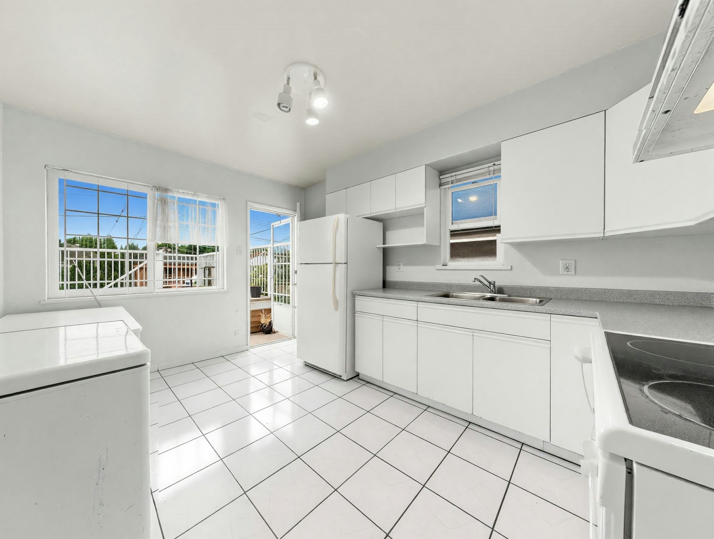 1972 E 51st Avenue, Vancouver, BC, V5P 1V9 - 6