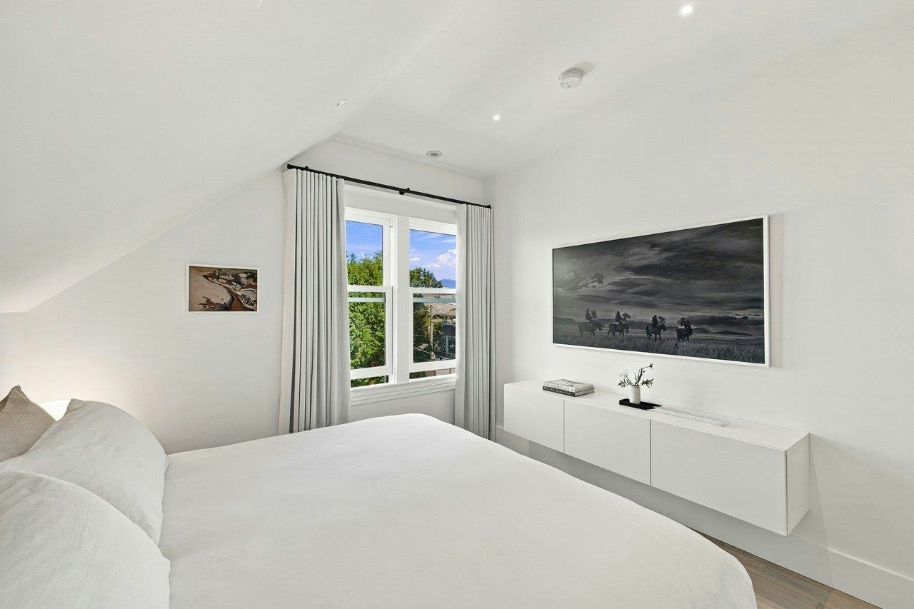 279 E 18th Avenue, Vancouver, BC, V5V 1E5 - 24
