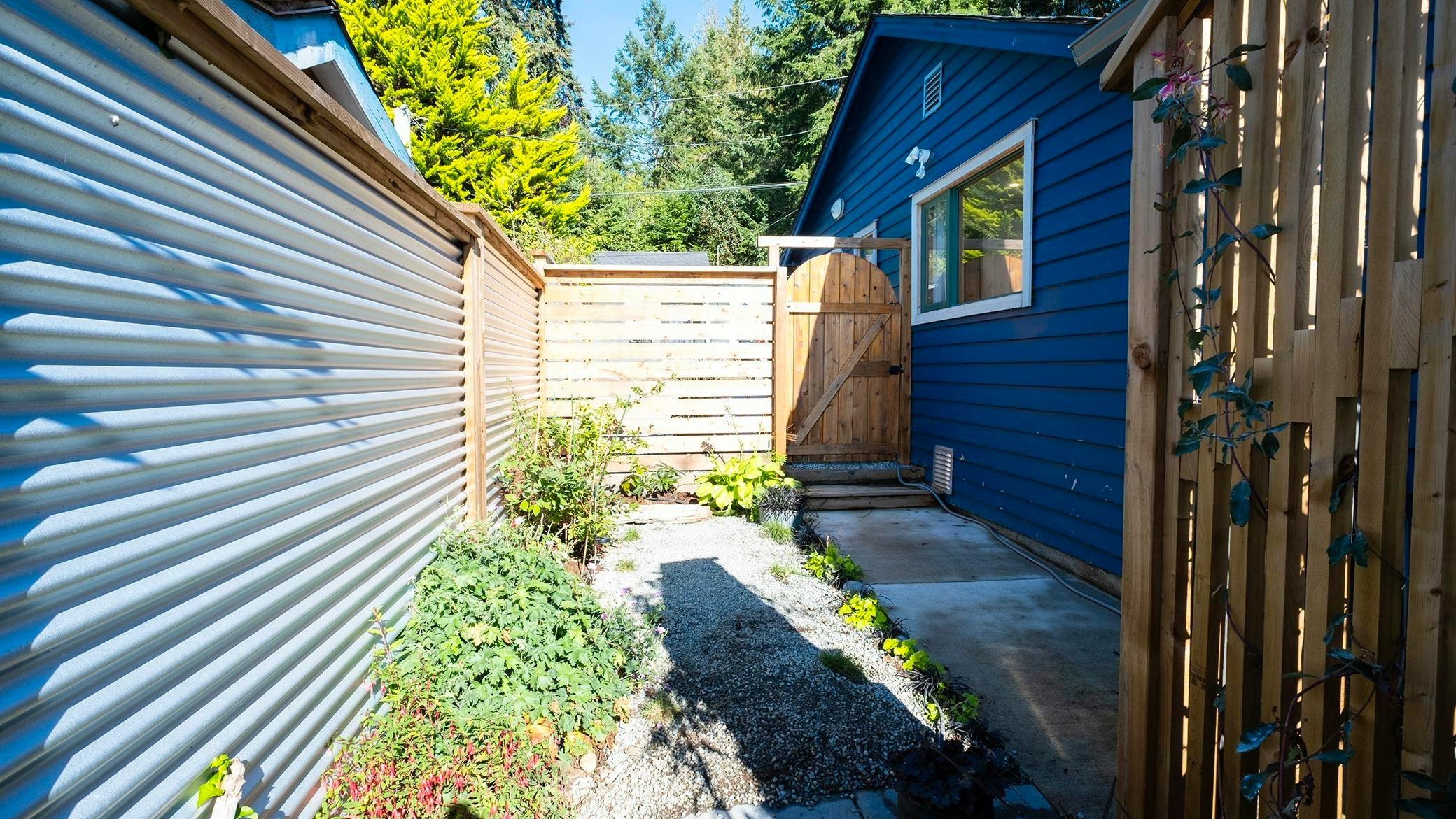 5273 Little Lane, Sechelt, BC, V7Z 0G7 - 38