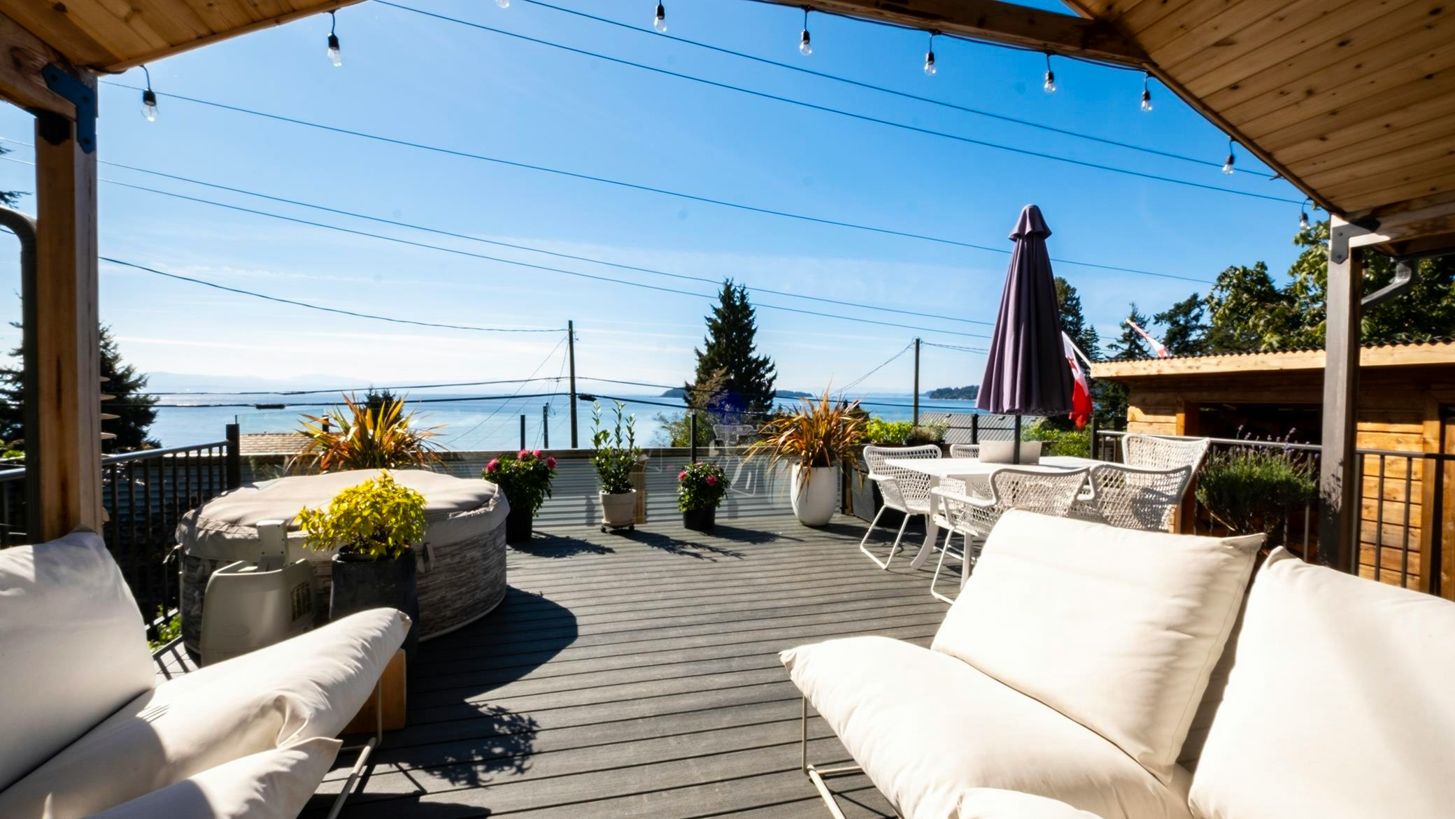 5273 Little Lane, Sechelt, BC, V7Z 0G7