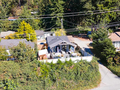 5273 Little Lane - 5