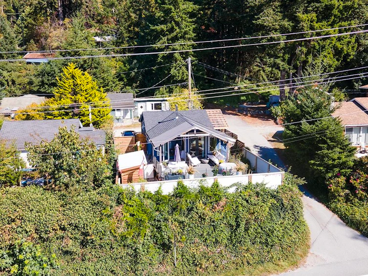 5273 Little Lane, Sechelt, BC, V7Z 0G7 - 5