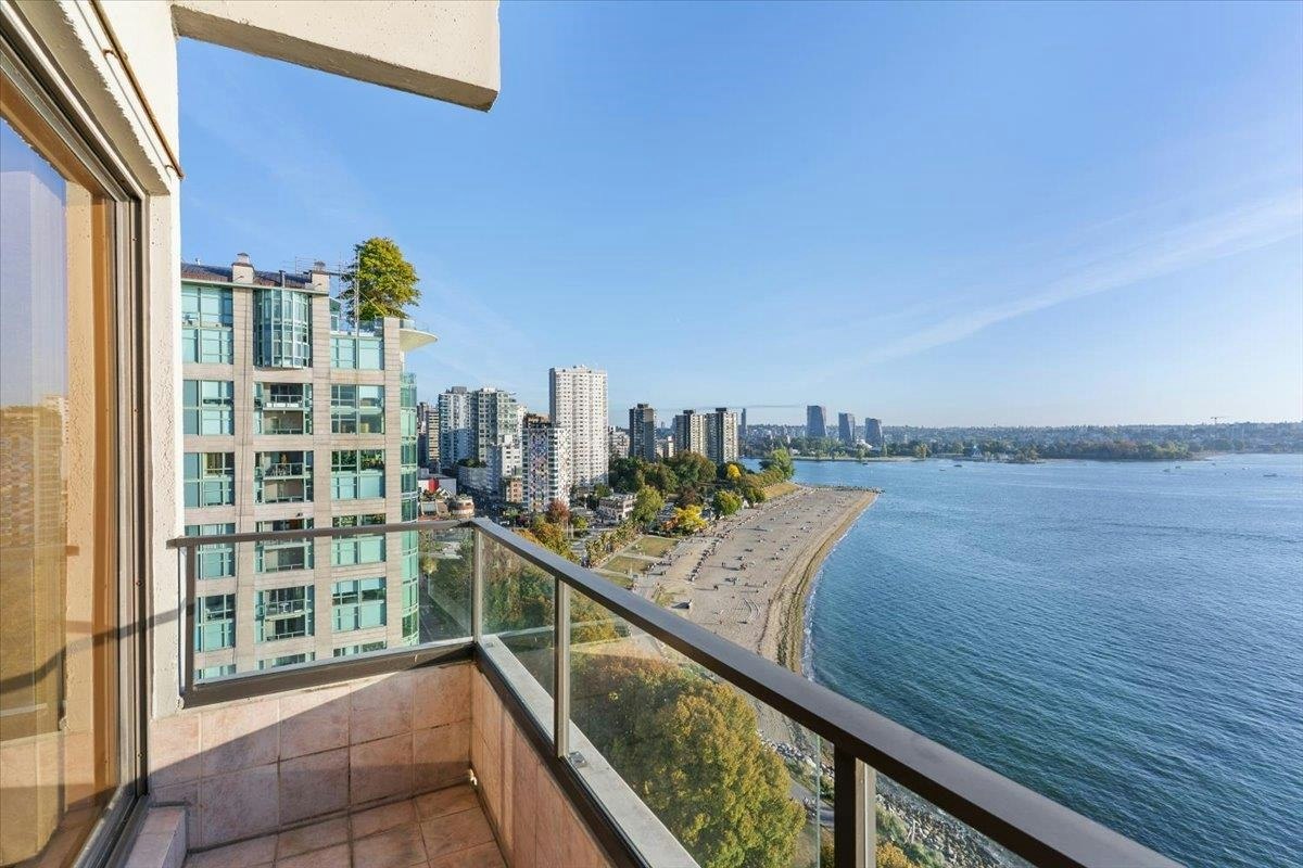 1601-1995 Beach Avenue, Vancouver, BC, V6G 2Y3 - 6