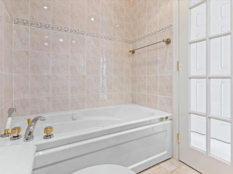 1601-1995 Beach Avenue, Vancouver, BC, V6G 2Y3 - 25