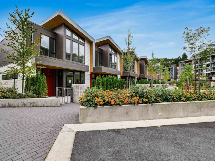 204-1502 Scott Crescent, Squamish, BC, V8B 1G5 - 2