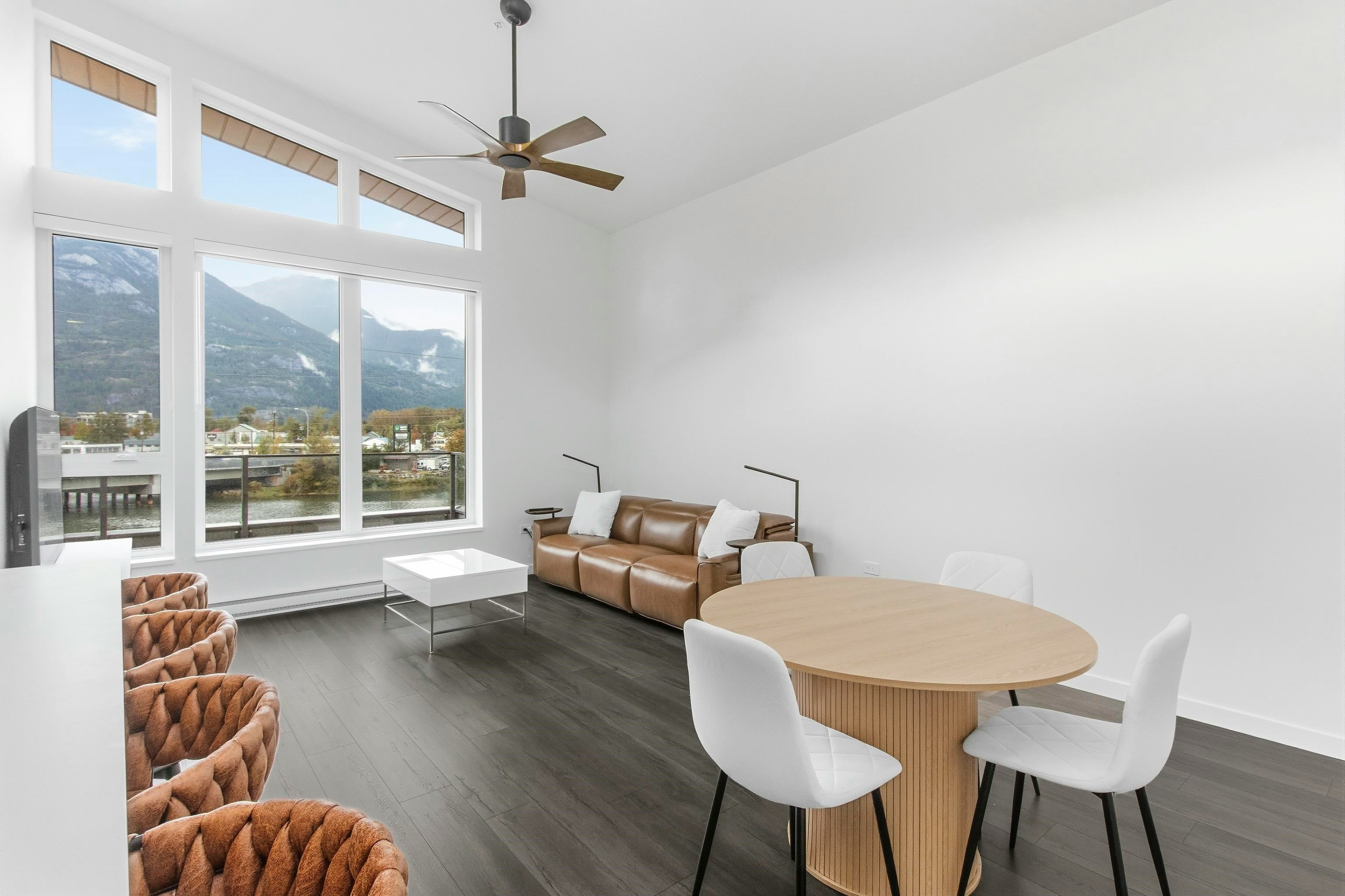 204-1502 Scott Crescent, Squamish, BC, V8B 1G5 - 17
