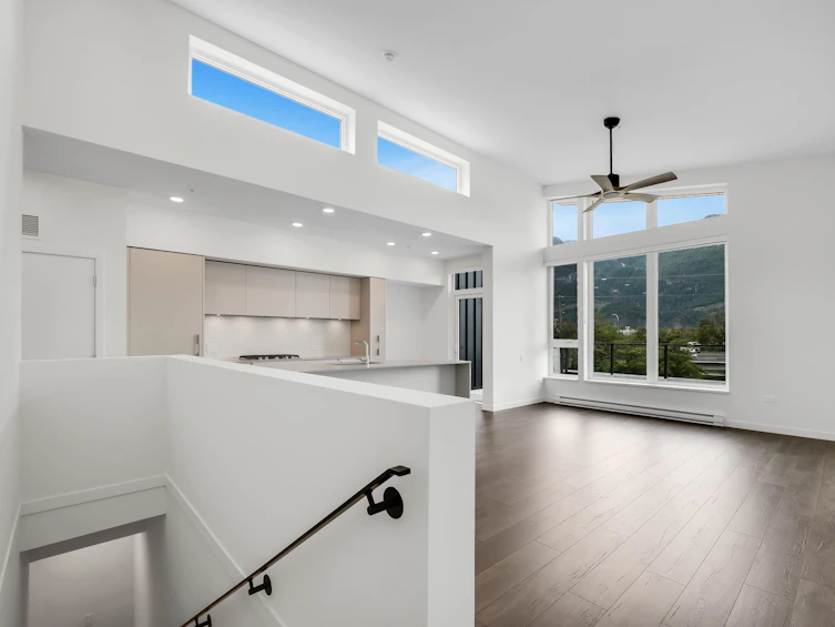 204-1502 Scott Crescent, Squamish, BC, V8B 1G5 - 16