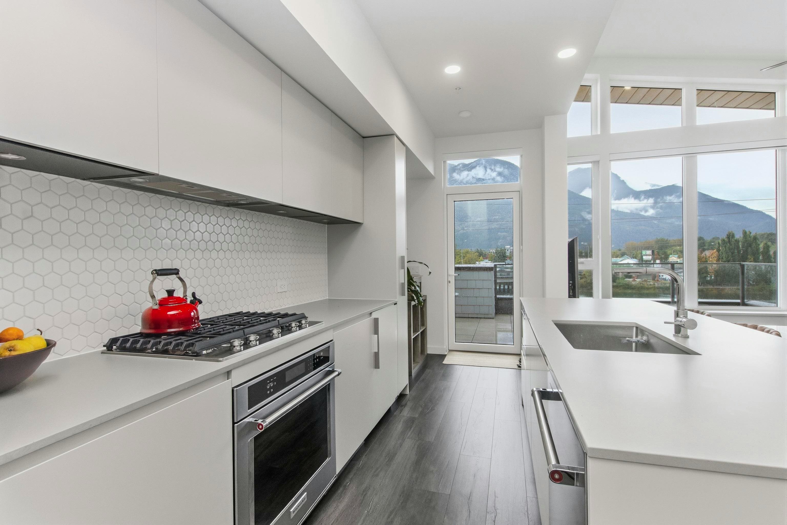 204-1502 Scott Crescent, Squamish, BC, V8B 1G5 - 24