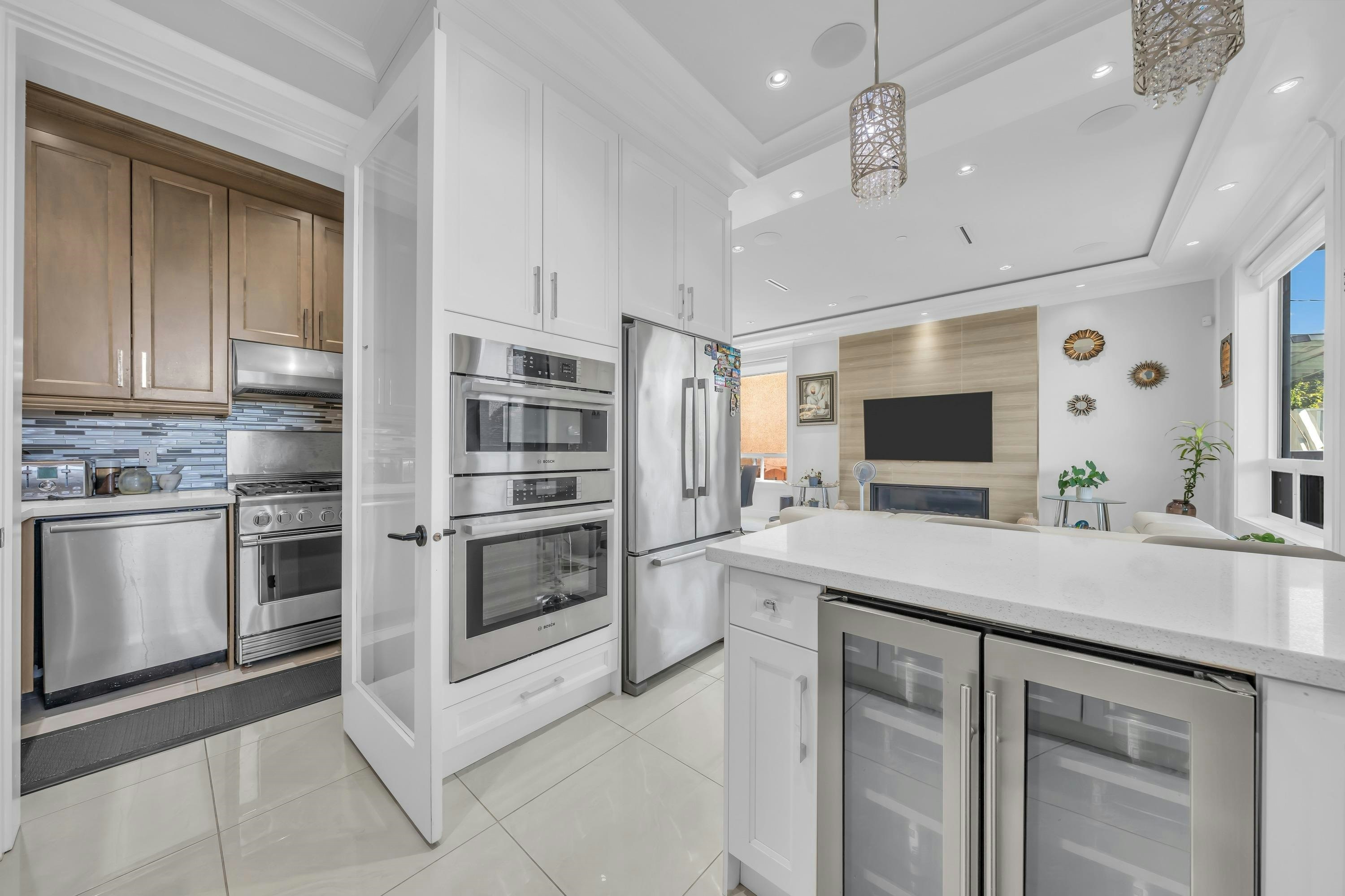 768 E 58th Avenue, Vancouver, BC, V5X 1W3 - 17