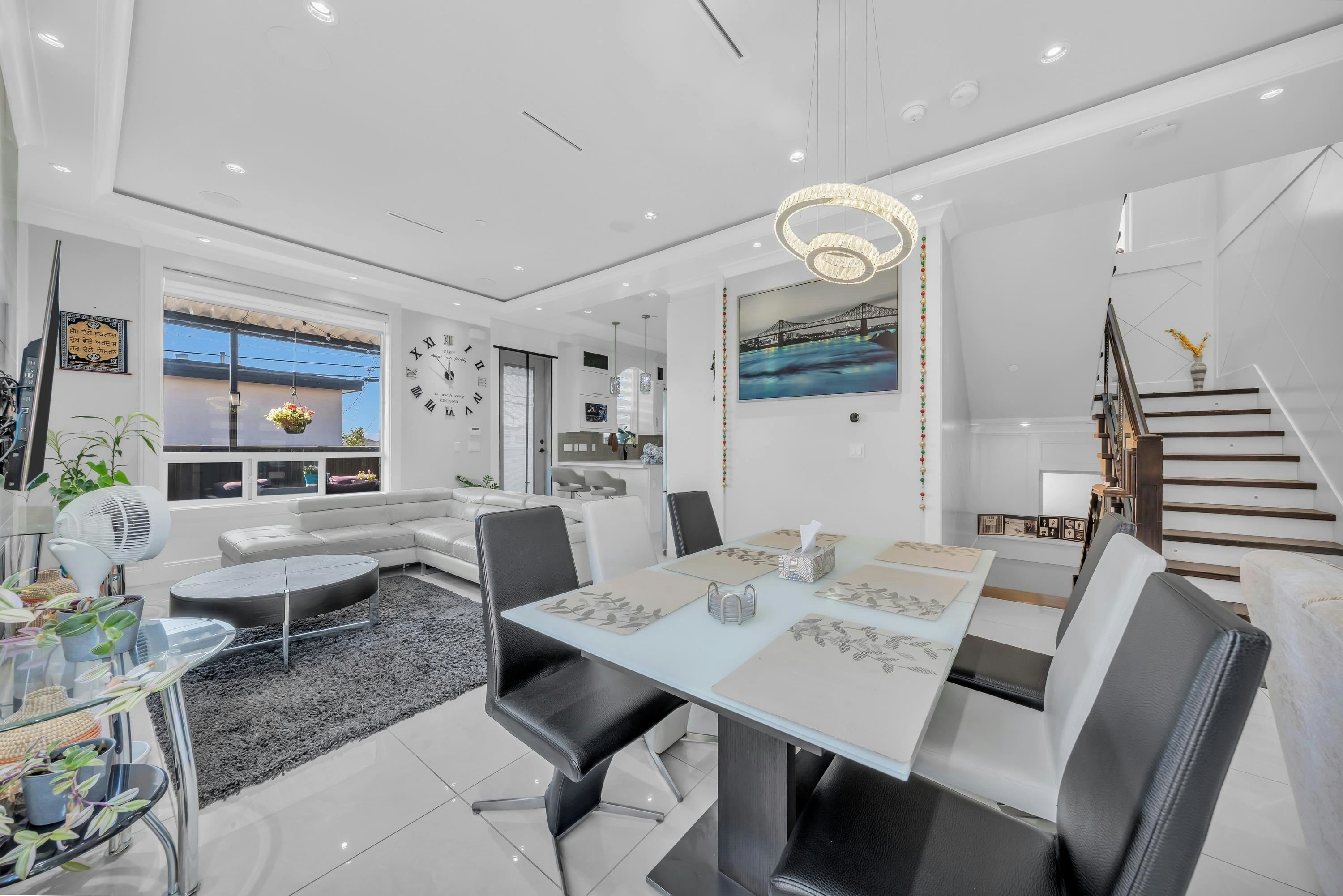 768 E 58th Avenue, Vancouver, BC, V5X 1W3 - 13