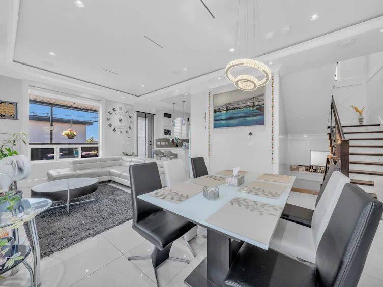768 E 58th Avenue, Vancouver, BC, V5X 1W3 - 13