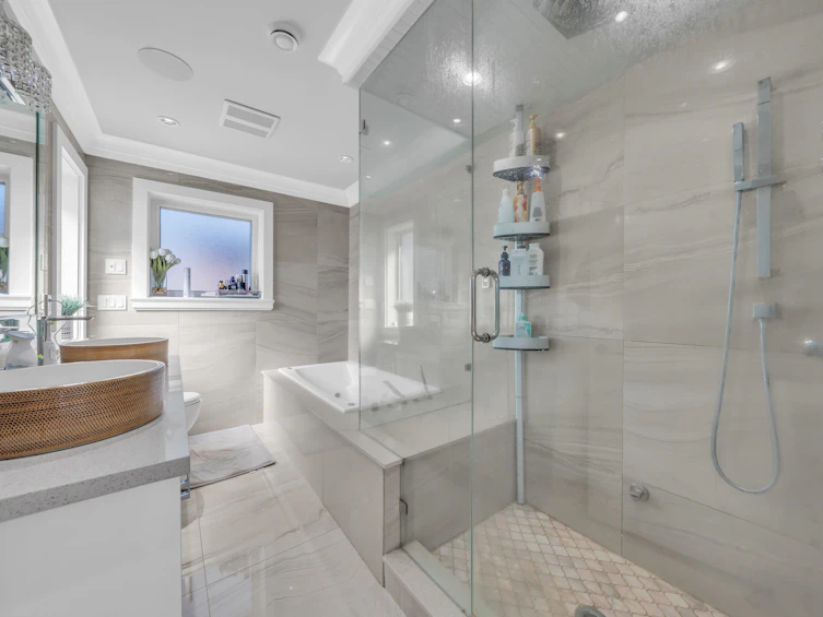 768 E 58th Avenue, Vancouver, BC, V5X 1W3 - 22