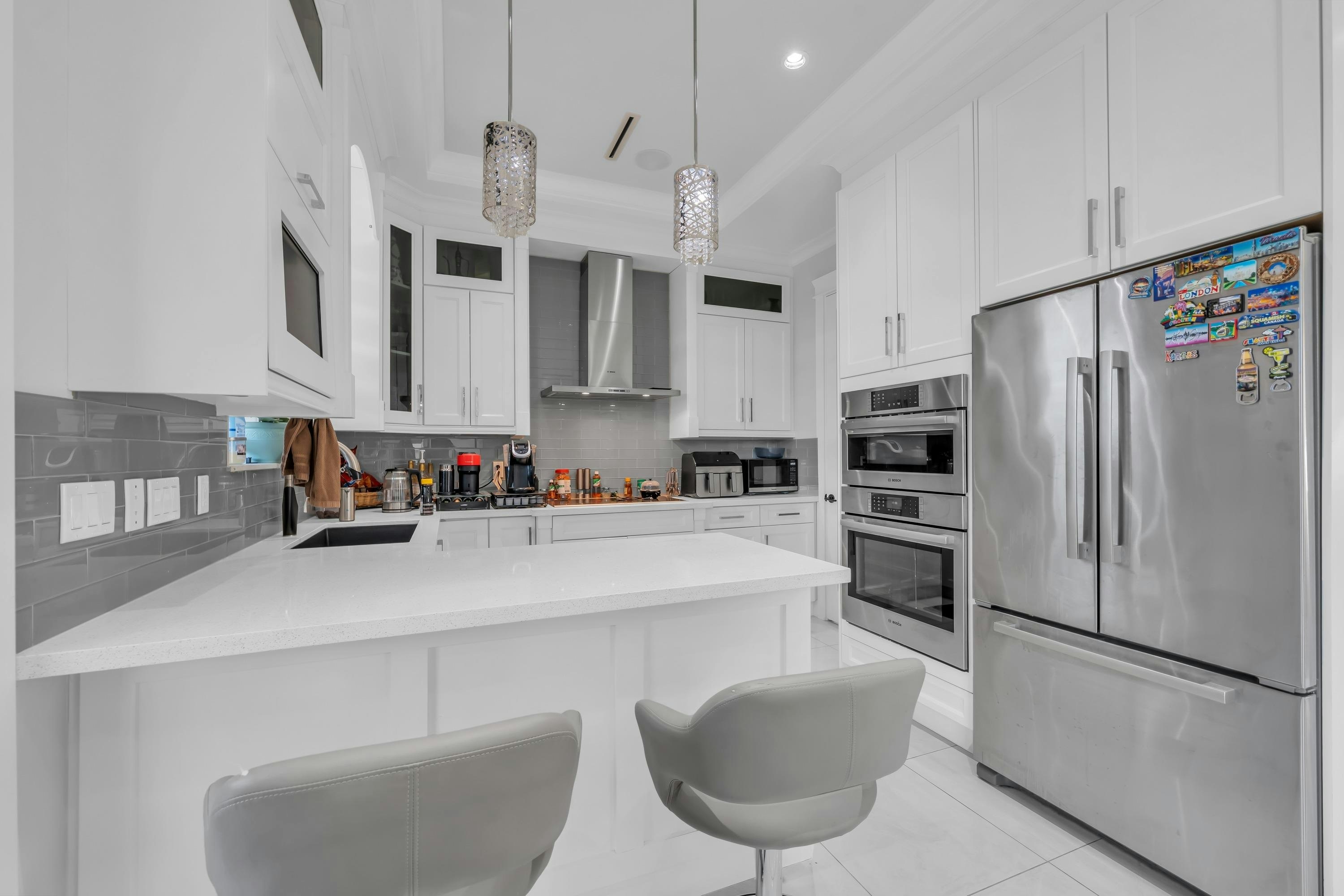 768 E 58th Avenue, Vancouver, BC, V5X 1W3 - 14