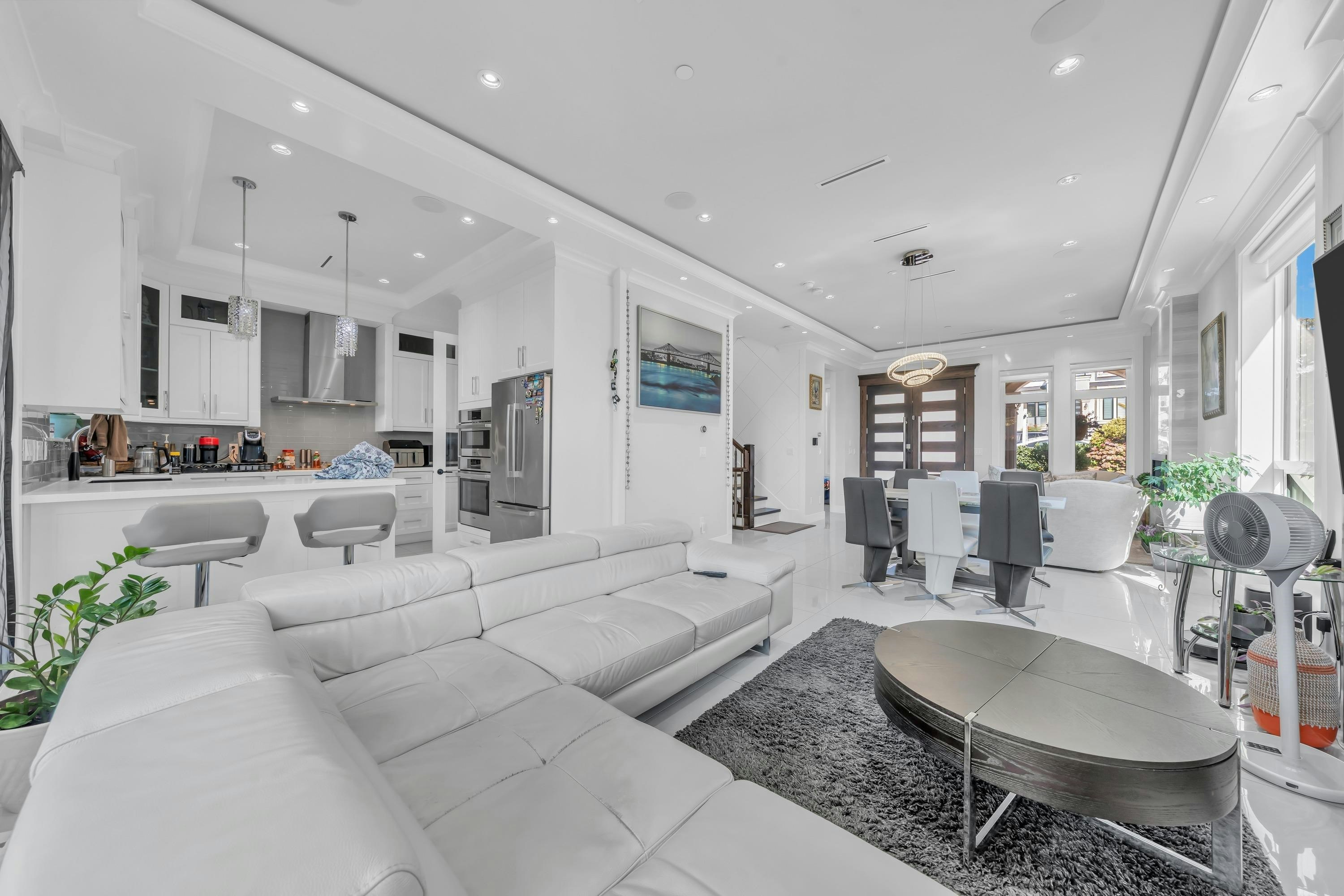 768 E 58th Avenue, Vancouver, BC, V5X 1W3 - 10