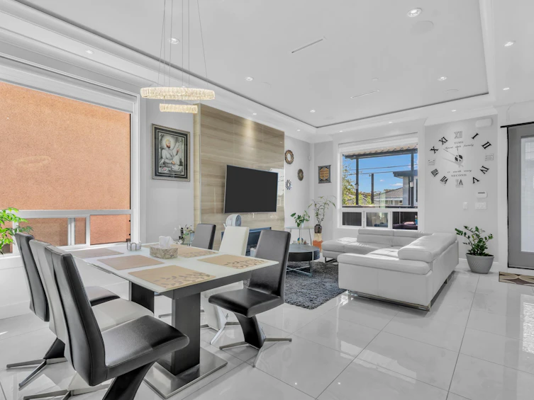 768 E 58th Avenue, Vancouver, BC, V5X 1W3 - 6