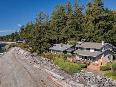 6577 Sunshine Coast Highway - 2