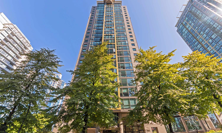 403-1367 Alberni Street