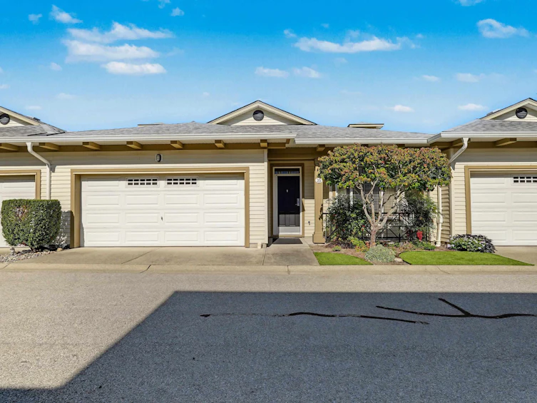 35-15188 62a Avenue, Surrey, BC, V3S 1W7