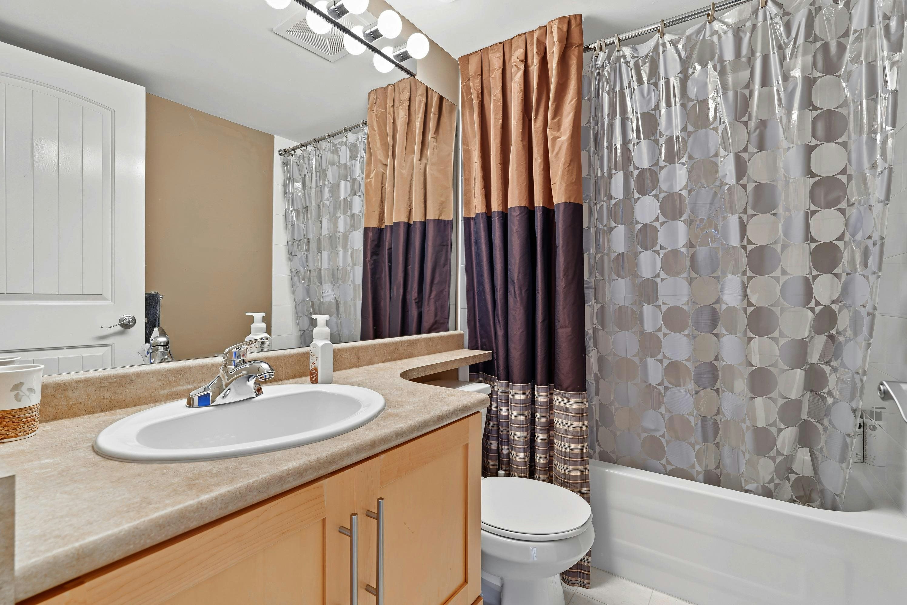 35-15188 62a Avenue, Surrey, BC, V3S 1W7 - 22