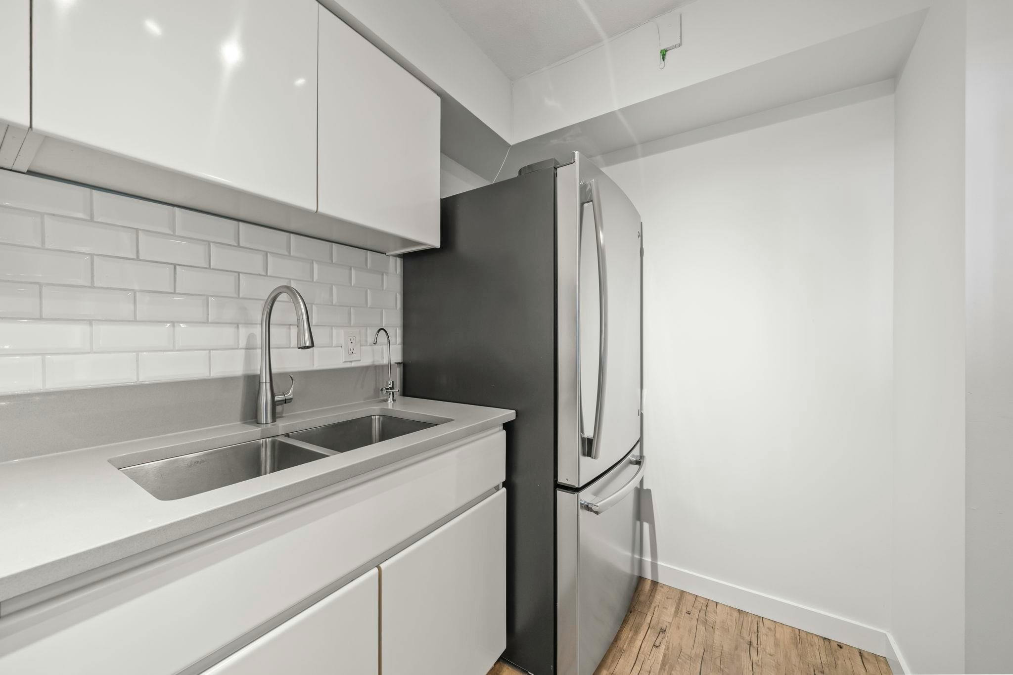 1504-3771 Bartlett Court - 5