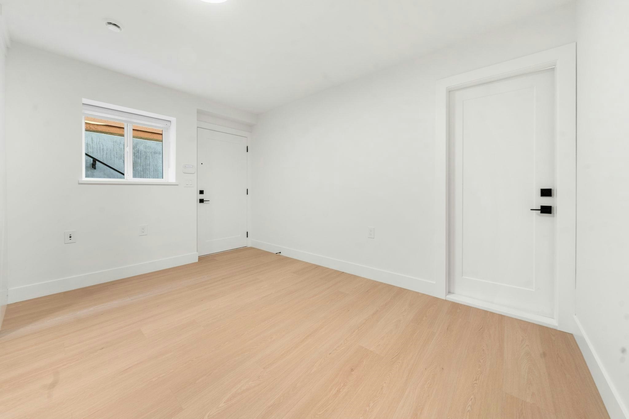 1350 Ross Road, North Vancouver, BC, V7J 1V2 - 34