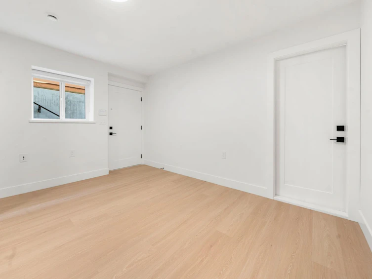 1350 Ross Road, North Vancouver, BC, V7J 1V2 - 34
