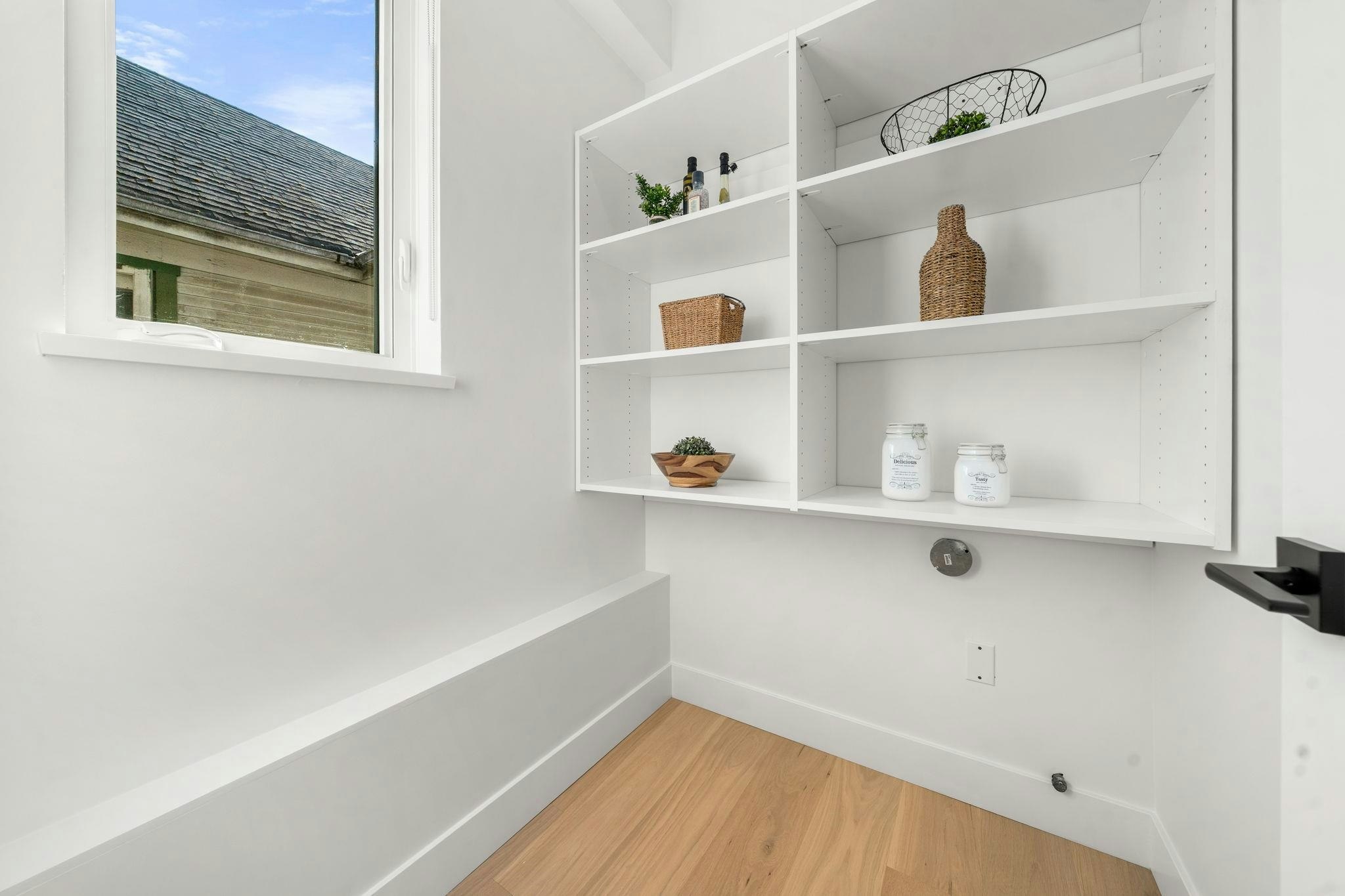 1350 Ross Road, North Vancouver, BC, V7J 1V2 - 36