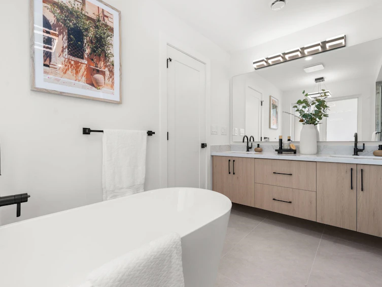1350 Ross Road, North Vancouver, BC, V7J 1V2 - 26