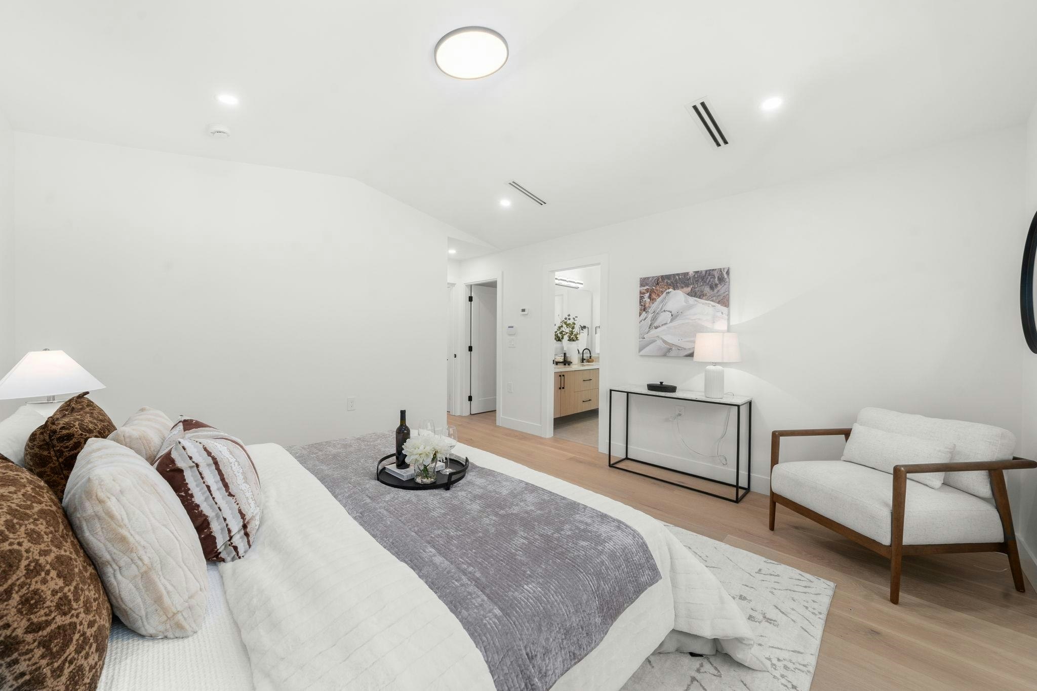 1350 Ross Road, North Vancouver, BC, V7J 1V2 - 23