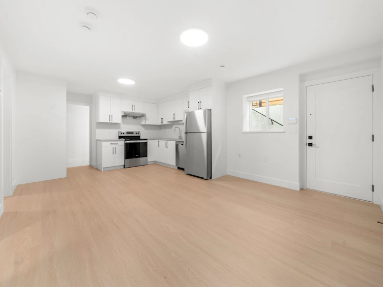 1350 Ross Road, North Vancouver, BC, V7J 1V2 - 32