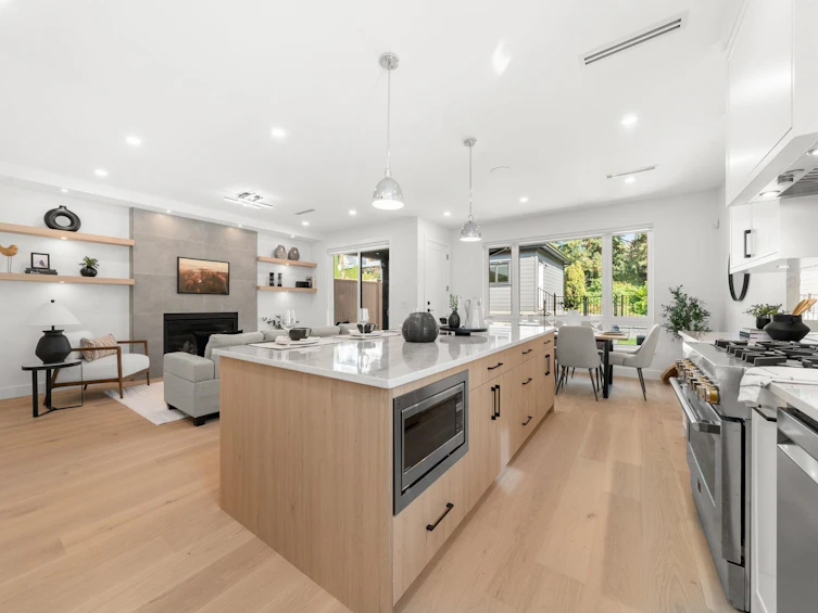 1350 Ross Road, North Vancouver, BC, V7J 1V2 - 13