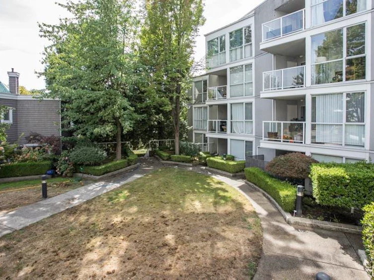 211-8460 Jellicoe Street, Vancouver, BC, V5S 4S8 - 27
