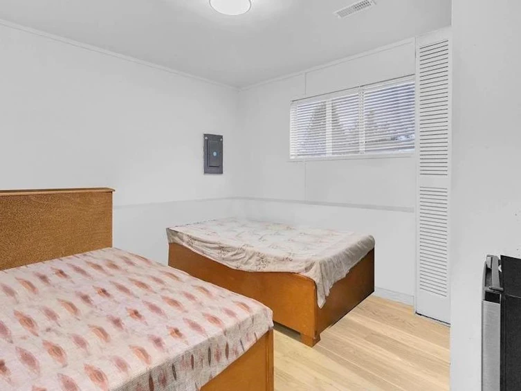 9892 130 Street, Surrey, BC, V3T 3L4 - 5