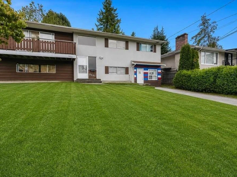 9892 130 Street, Surrey, BC, V3T 3L4