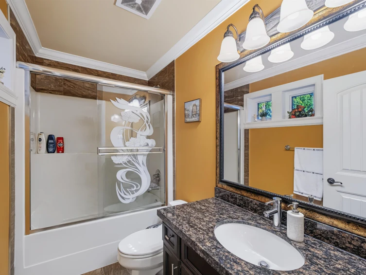 35708 Zanatta Place, Abbotsford, BC, V3G 0B4 - 22