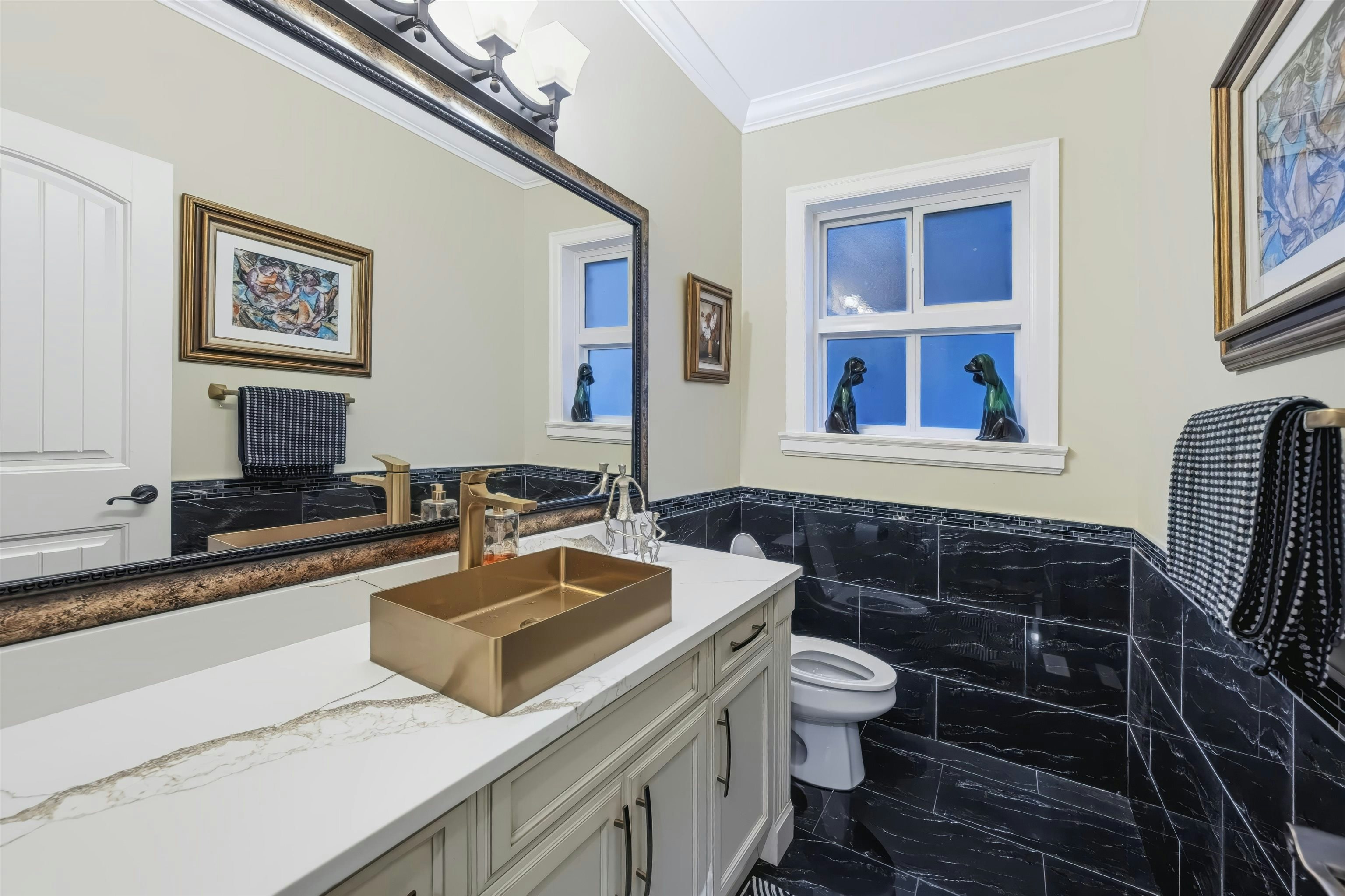 35708 Zanatta Place, Abbotsford, BC, V3G 0B4 - 12