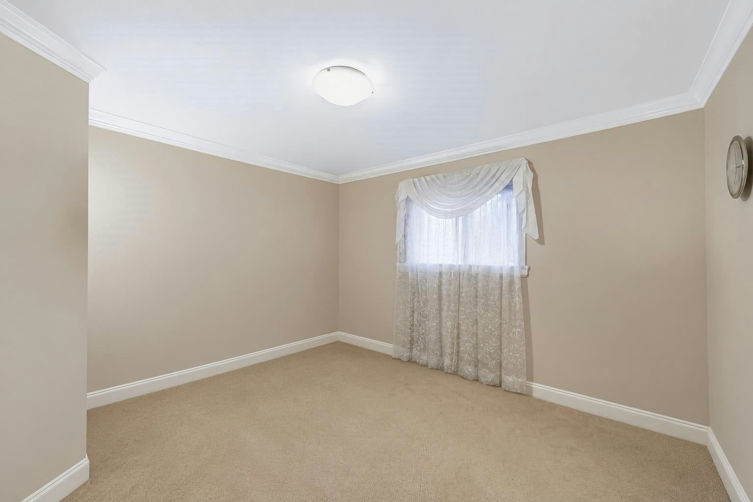 35708 Zanatta Place, Abbotsford, BC, V3G 0B4 - 21