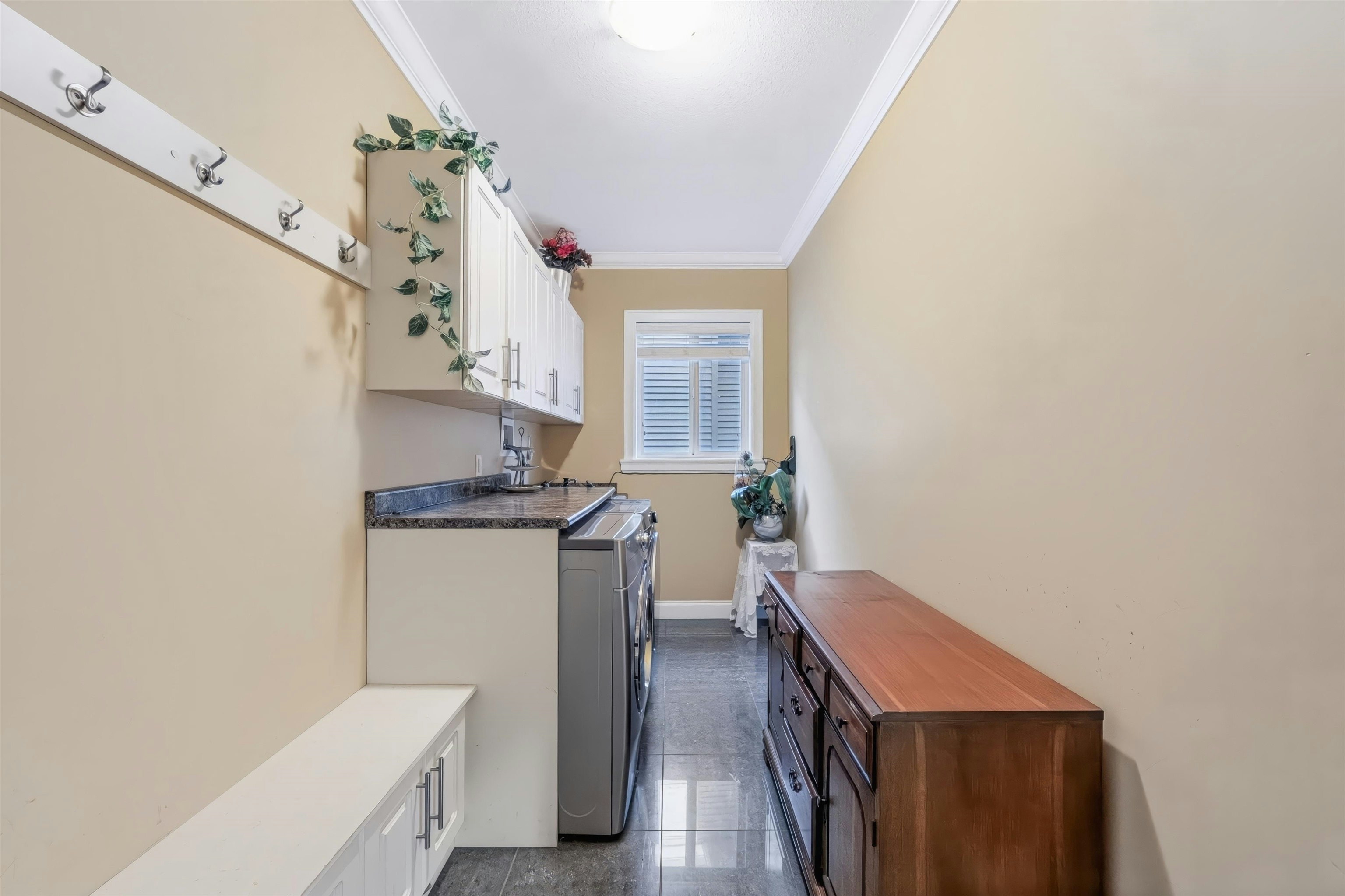 35708 Zanatta Place, Abbotsford, BC, V3G 0B4 - 34