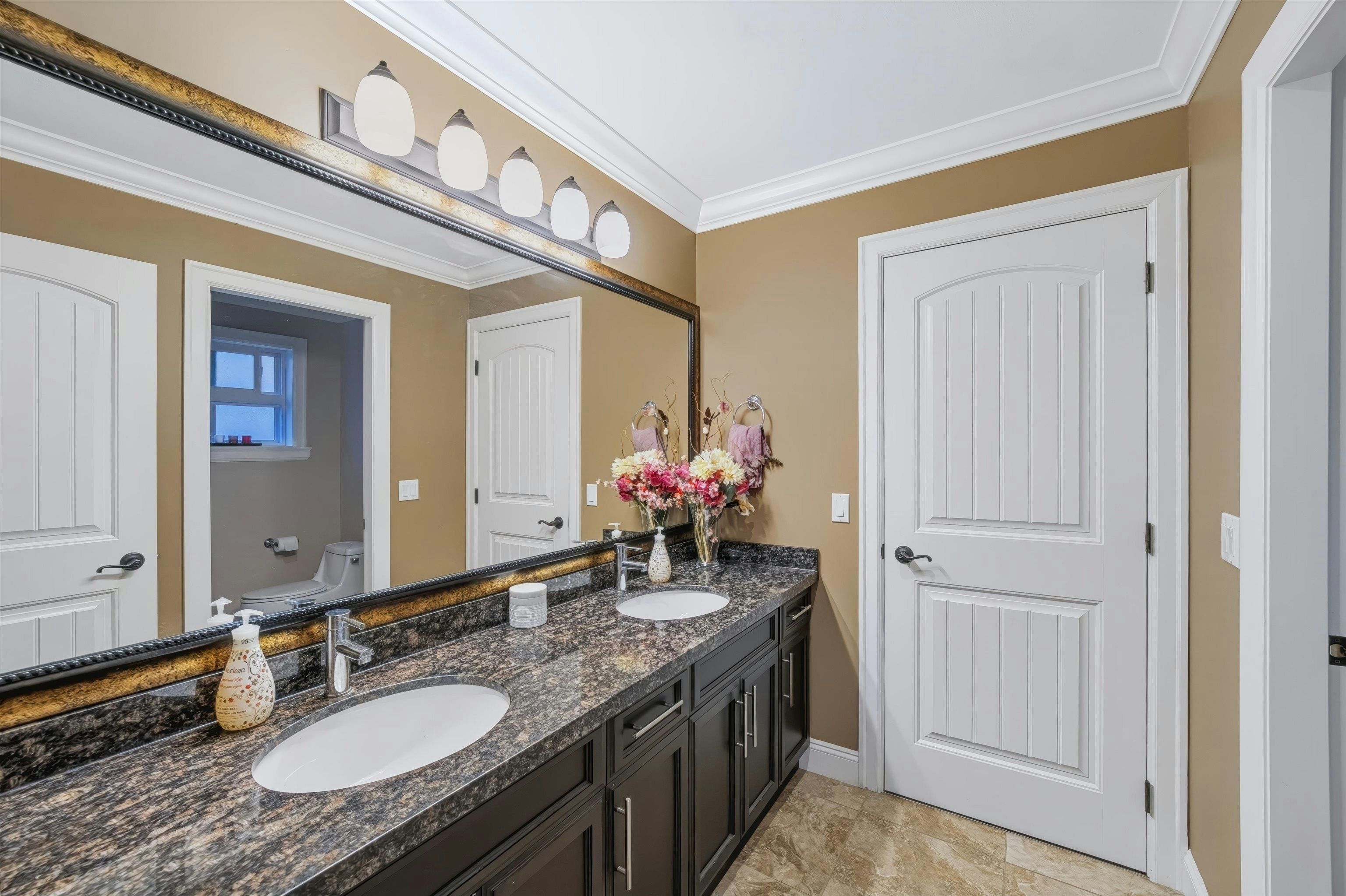 35708 Zanatta Place, Abbotsford, BC, V3G 0B4 - 19