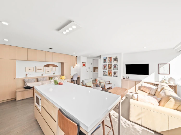 817-1445 Marpole Avenue, Vancouver, BC, V6H 1S5 - 15