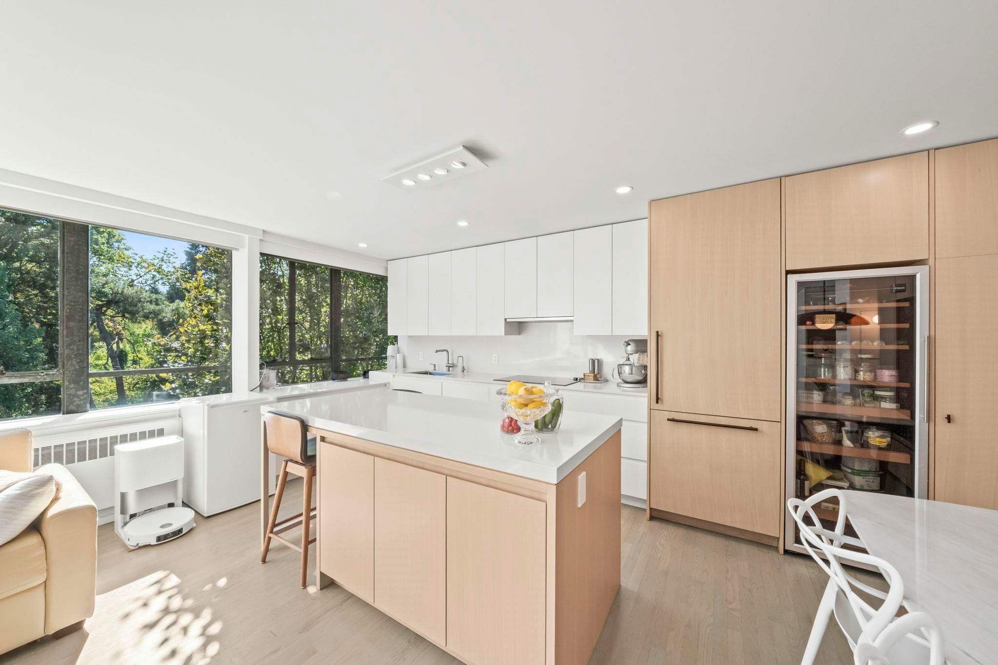817-1445 Marpole Avenue, Vancouver, BC, V6H 1S5 - 10
