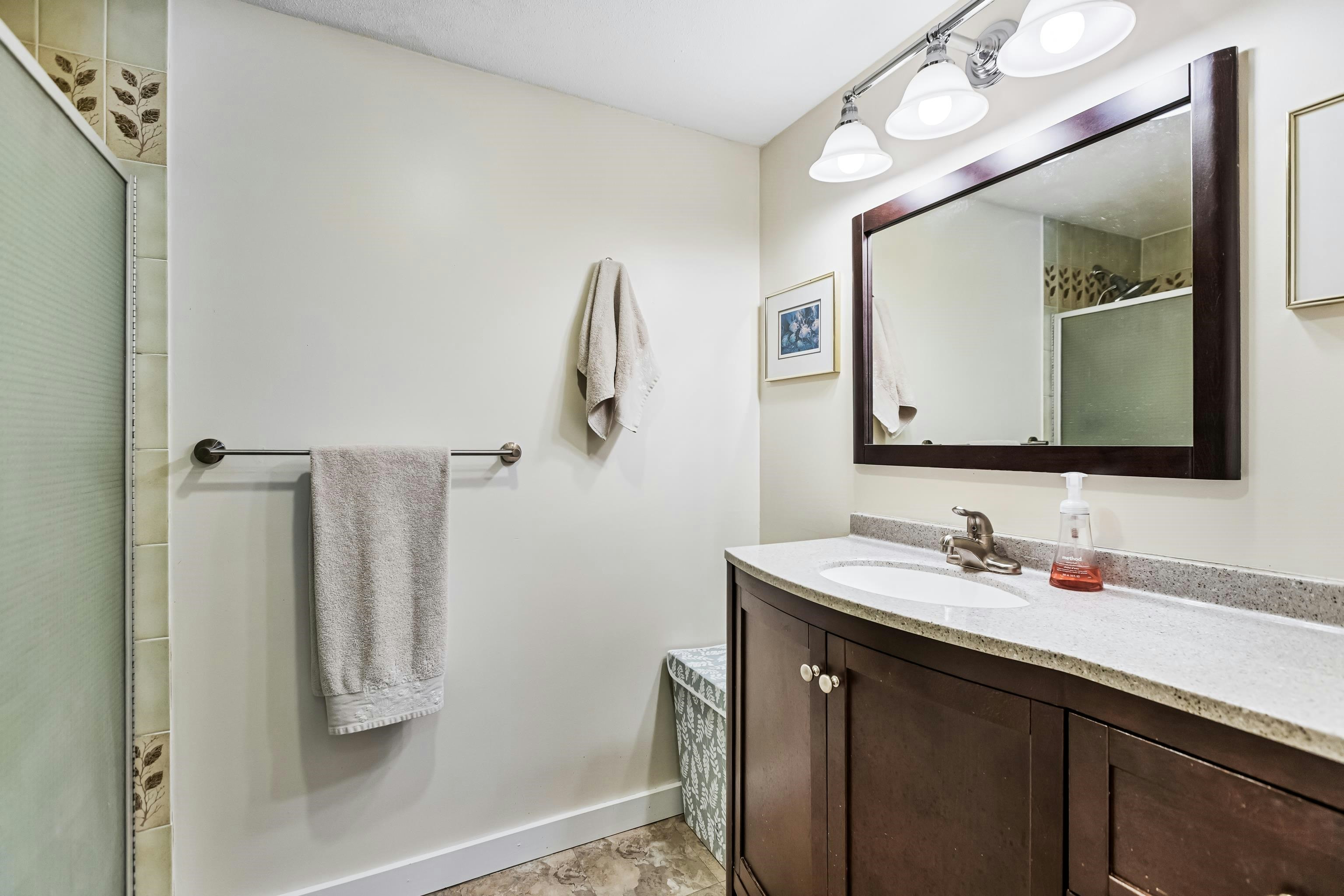 204-1458 Blackwood Street, Surrey, BC, V4B 3V4 - 17