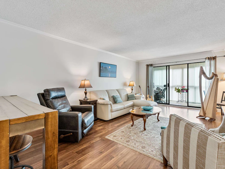 204-1458 Blackwood Street, Surrey, BC, V4B 3V4 - 8