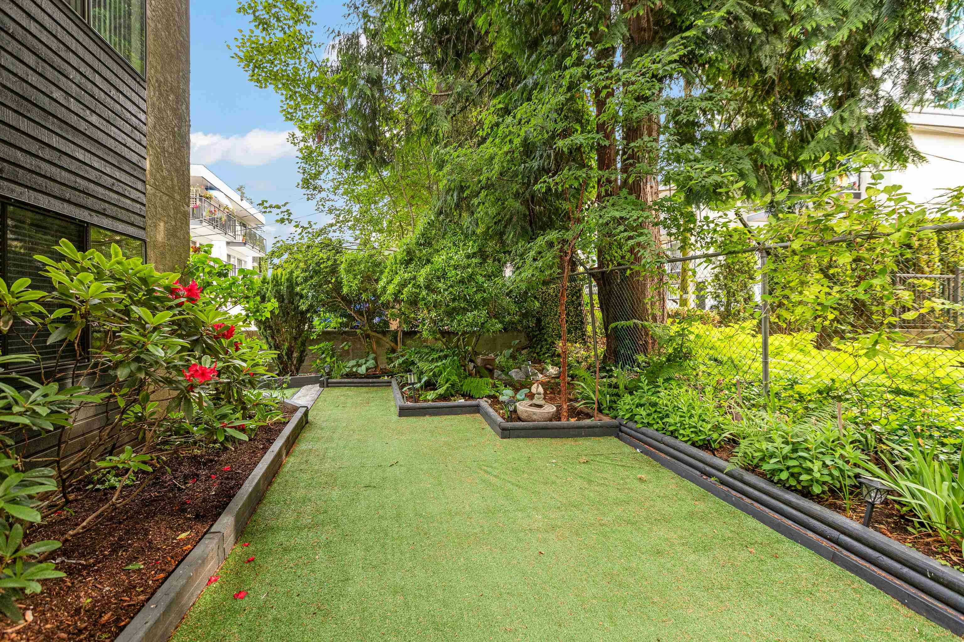 204-1458 Blackwood Street, Surrey, BC, V4B 3V4 - 32