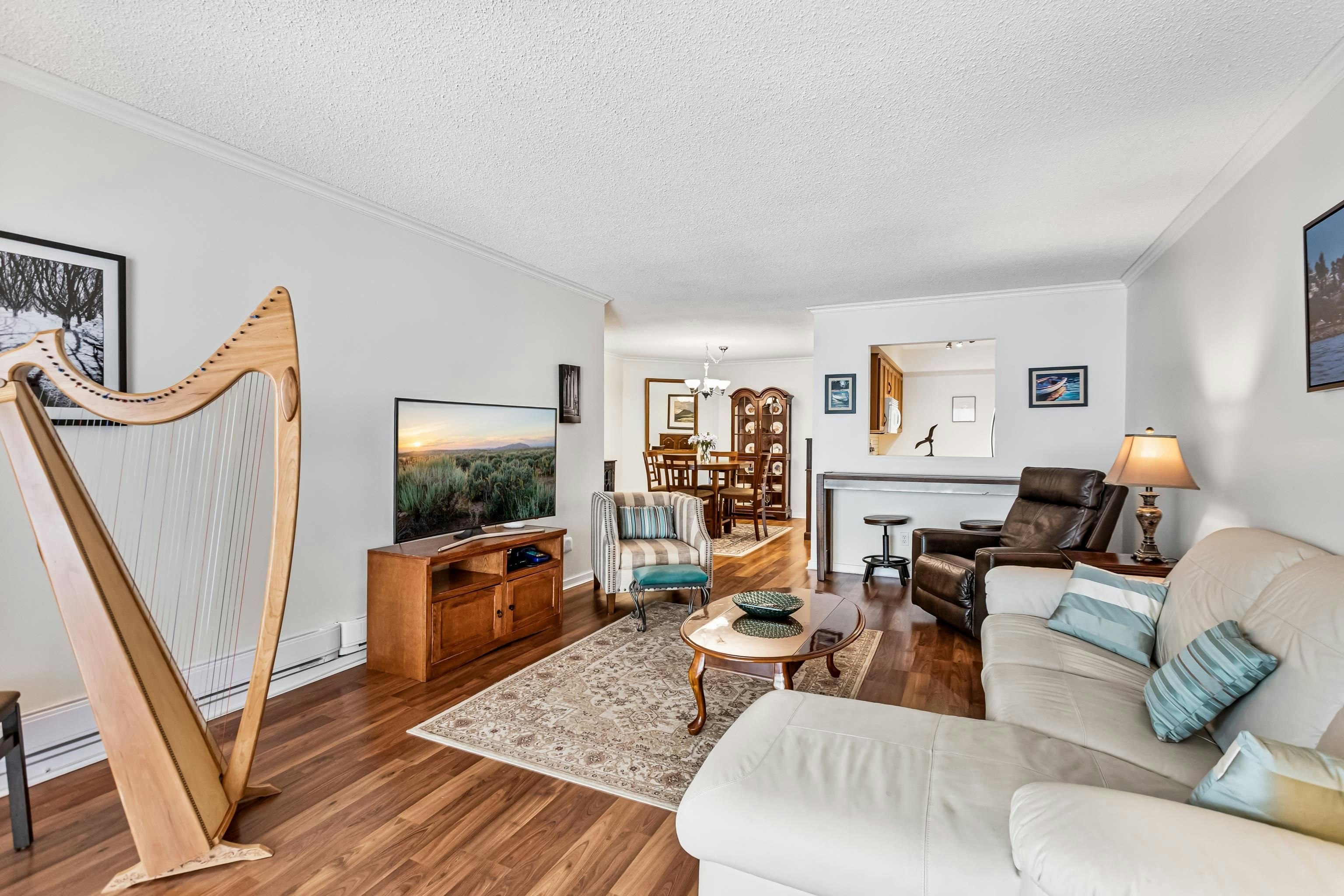 204-1458 Blackwood Street, Surrey, BC, V4B 3V4