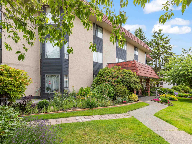 204-1458 Blackwood Street, Surrey, BC, V4B 3V4 - 18