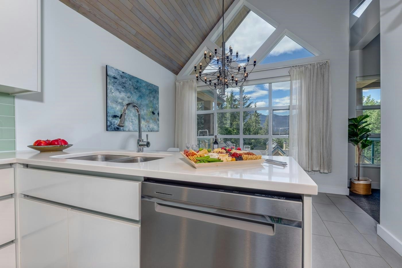 204-4865 Painted Cliff Road, Whistler, BC, V0N 1B4 - 10