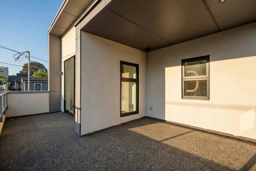 366 E 23rd Avenue, Vancouver, BC, V5V 1X5 - 22